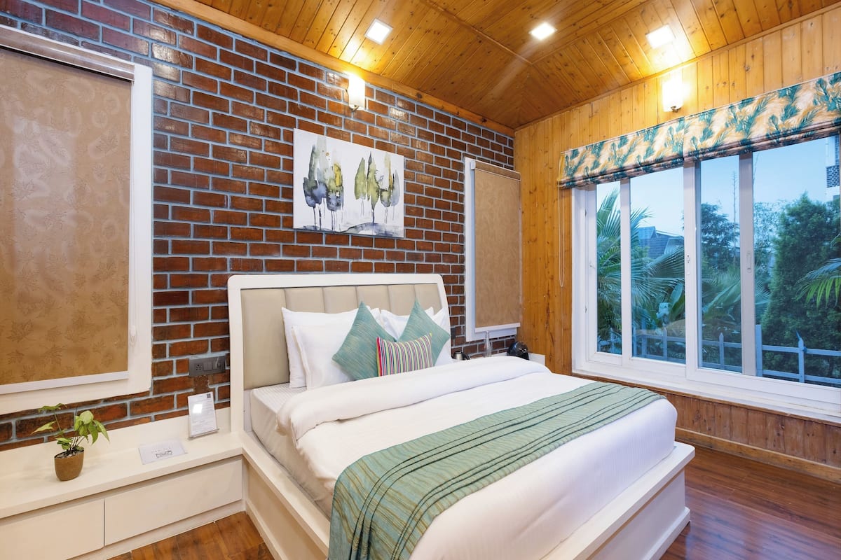 Premium Mountain View Suite