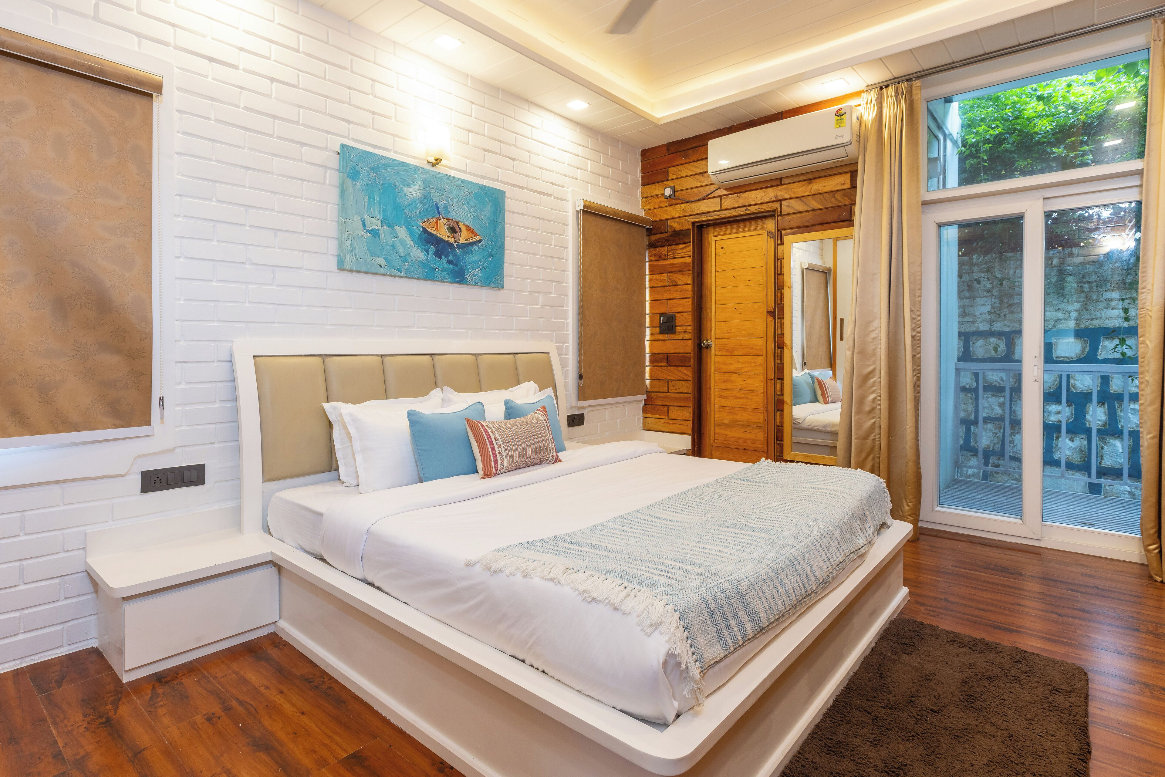 Garden View Villa | エジプト綿のシーツ、高級寝具、デスク、WiFi (無料)