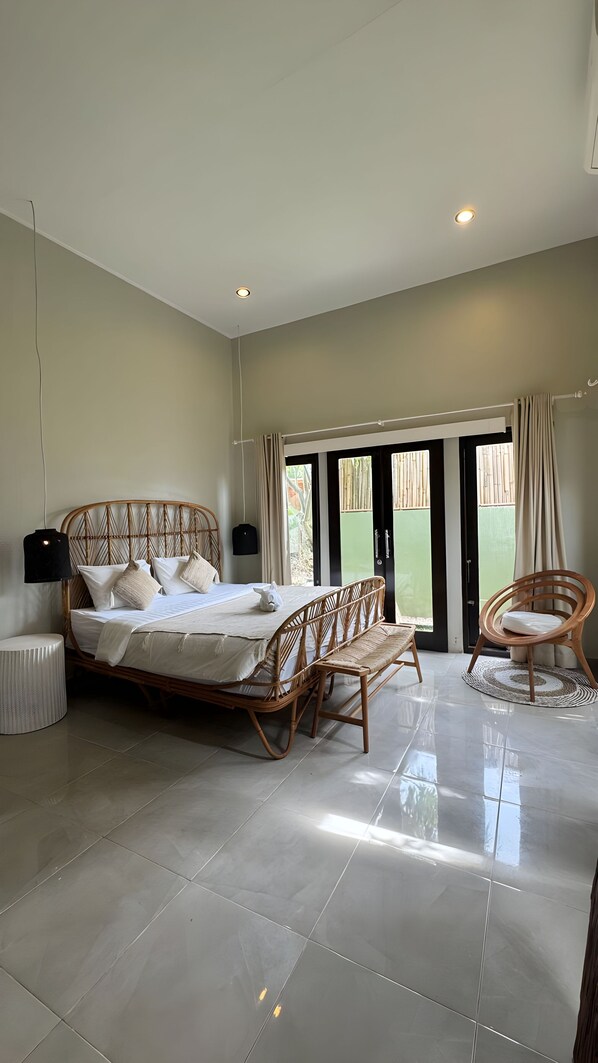 2 bedrooms, WiFi, bed sheets