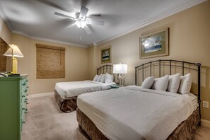 3 chambres, fer et planche à repasser, Wi-Fi gratuit, draps fournis