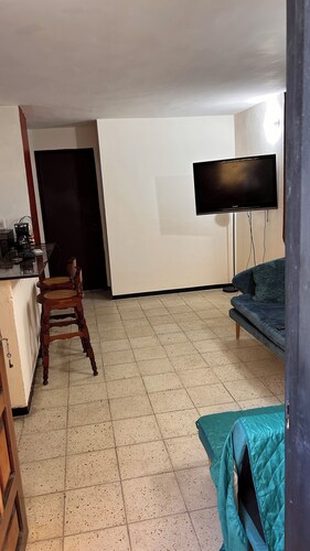 Apartment near the hotel zone, central location 