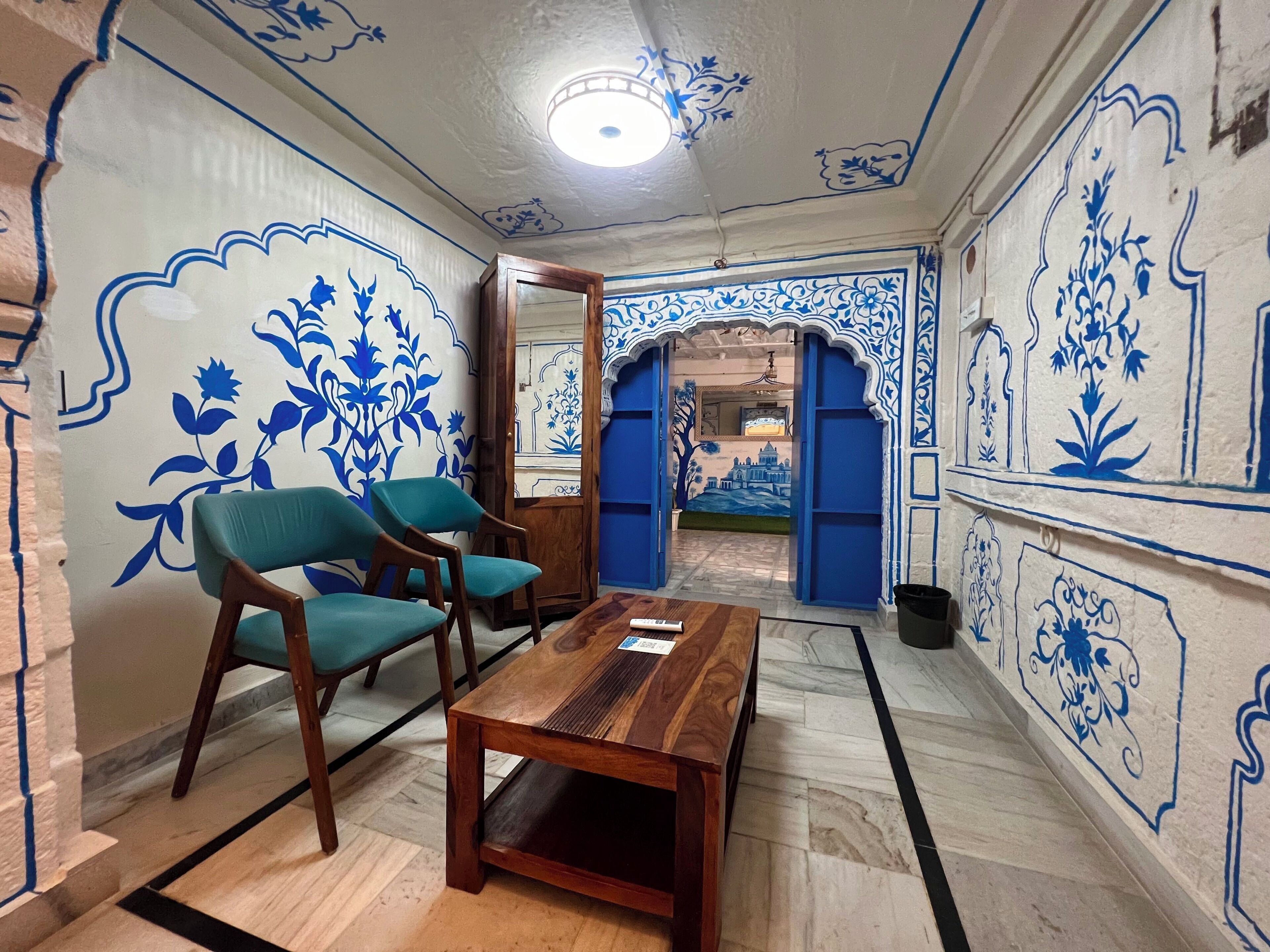 أغطية فراش متميزة وألحفة محشوة بالريش وواي فاي مجانًا وملاءات أسرّة