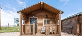 #1 Ski Cabin! Newly Remodeled! AC! Sleeps 4!