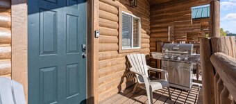 #4 Bear Lake Cabin w/ AC, Fire Pit & BBQ!