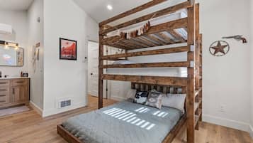 1 ห้องนอน, Wi-Fi, ผ้าปูที่นอน