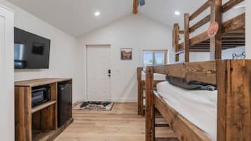 1 habitación, wifi y ropa de cama