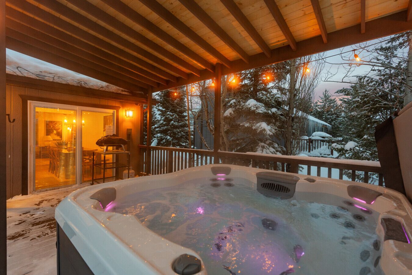 Bain à remous extérieur