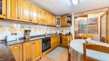 House | Private kitchen