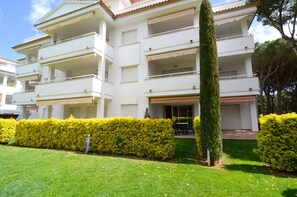 Apartment | Exterior - Apartment in Spain Near Sandy Beach & Golf (Pals)