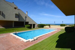Apartment | Garden - Apartment in Pals Near Sand Beach (Pals)