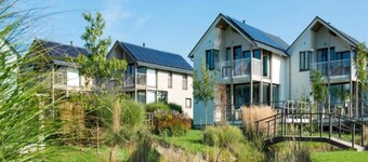 Family Villa by the Lake