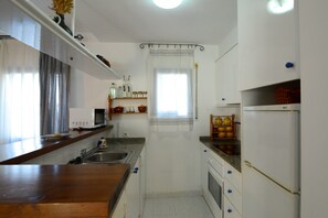 Apartment | Private kitchen - Apartment in Pals With Terrace (Pals)