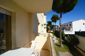 Apartment | Property grounds
