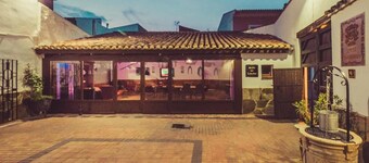 House With Private Patio With max 17 People