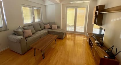 Charming 2-bedroom apartment with AC, WiFi in brilliant Ohrid