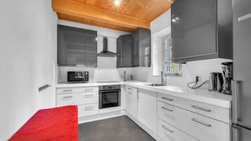 Villa | Private kitchen