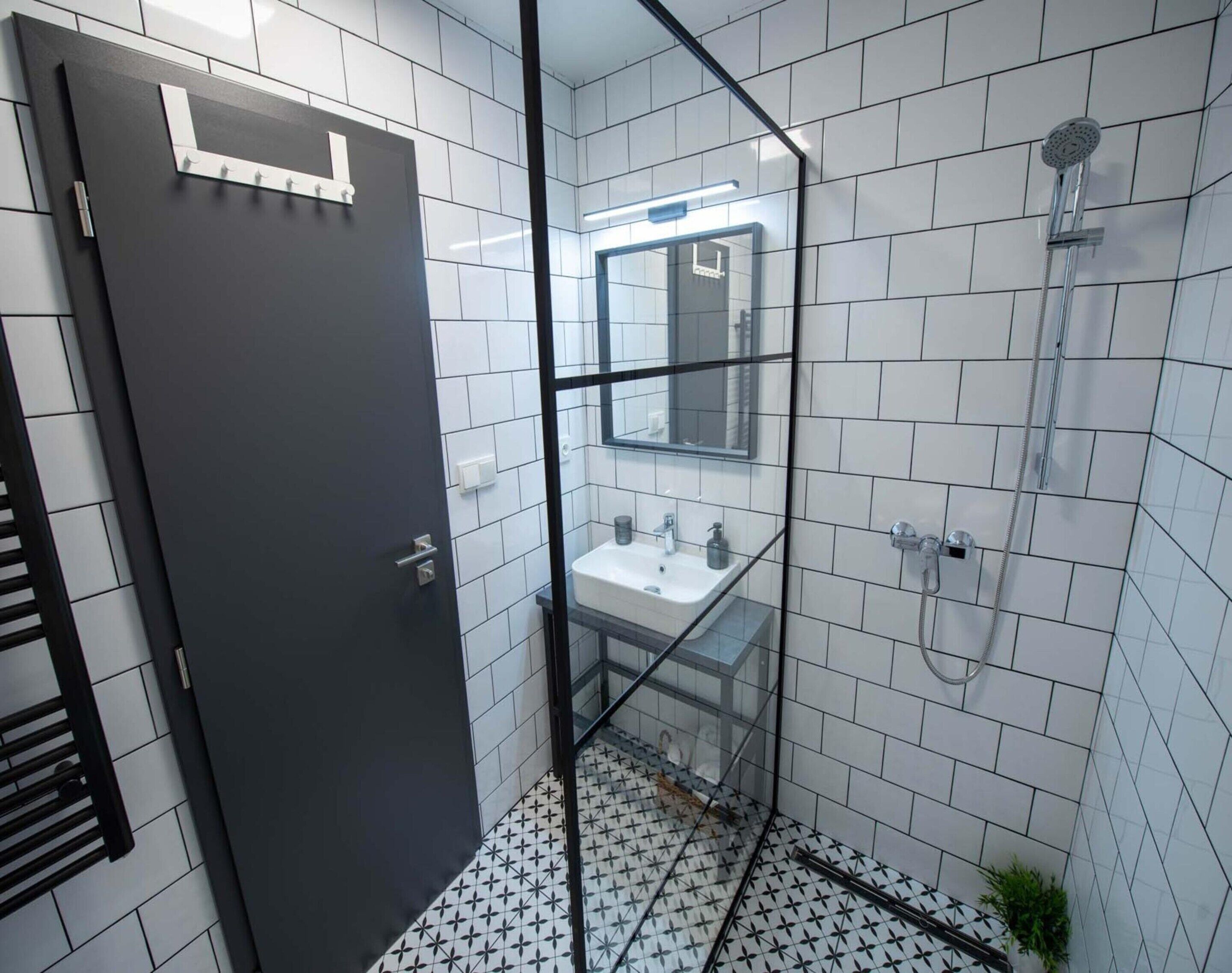 House | Bathroom