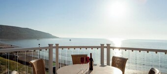 The Observation Apartment