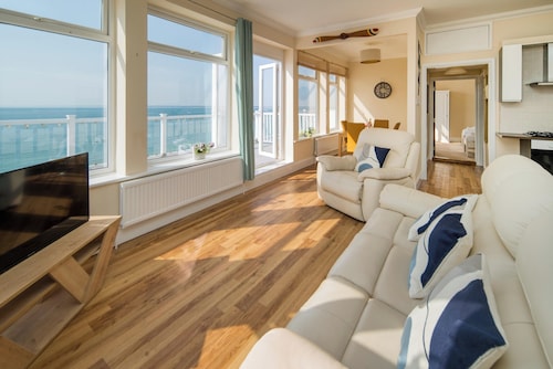 Stunning Penthouse Apartment