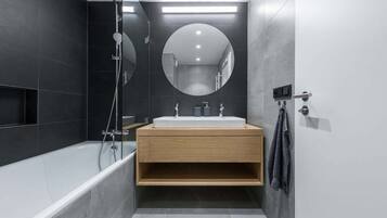 Villa | Bathroom