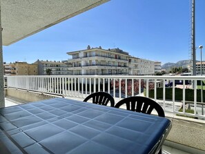 Apartment | Outdoor dining - Apartment in Spain Near Sandy Beach & Pool (Torroella de Montgrí)