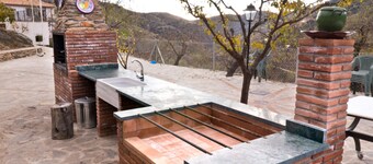 romantic house for 2 or 4 people with jacuzzi