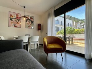 Apartment | Living room