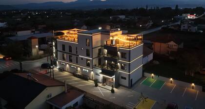 Nest Suites
