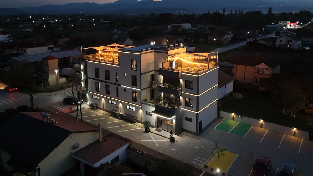 NEST Suites Fitness & Spa photo 2