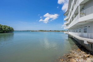 Exterior - w* | Upscale 1BR w/ Balcony & AC in Panama (Panamá)