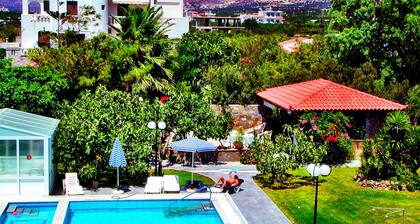 CrÚte méridionale, Irene Villas avec un complexe de 16 appartements séparés