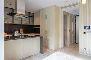 Villa, 4 Bedrooms, Accessible, Smoking | Interior