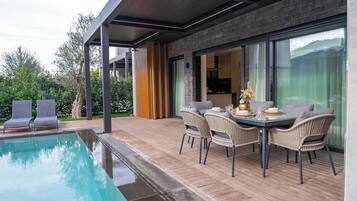 Villa, 4 Bedrooms, Accessible, Smoking | Pool
