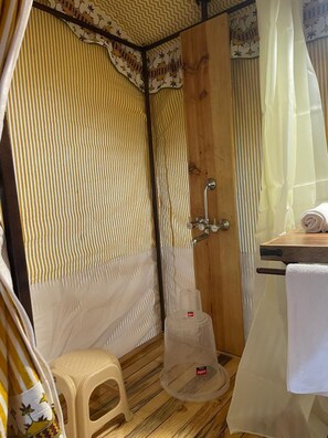 Luxury Tent | Bathroom - Kumbh Travel (Prayagraj)