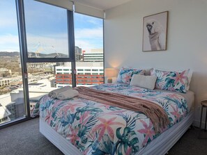 2 bedrooms, desk, iron/ironing board, WiFi