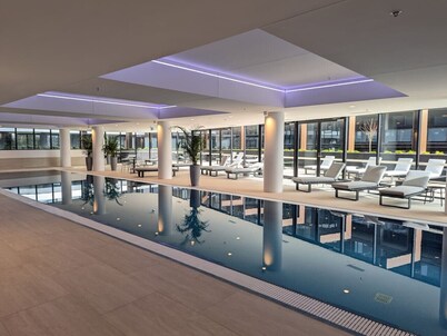 Sky Nights @Woden 2beds 2bathrooms