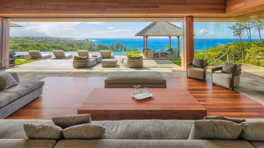 Secret Cove in Kilauea