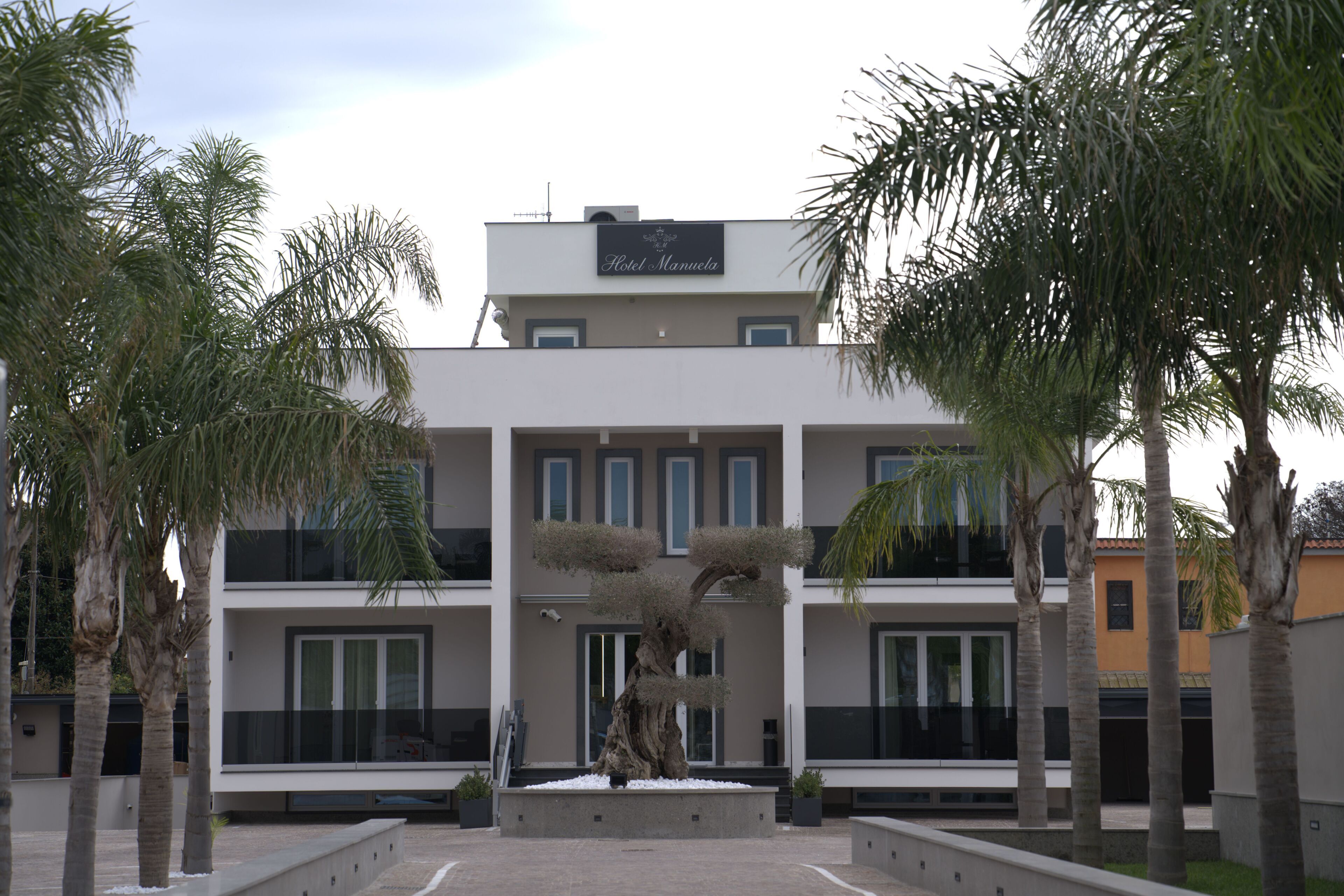 Facciata della struttura