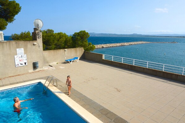 House | Pool | Outdoor pool