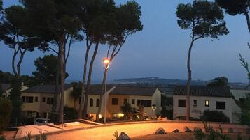 House | Bahagian luar