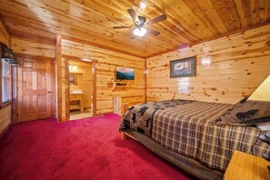 6 bedrooms, WiFi, bed sheets