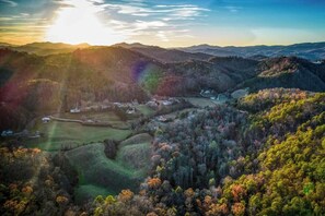 Unclassified image, 3 of 66, button