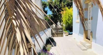 Aloha Beach House Entire Home 8 Bedrooms in Parede Cascais