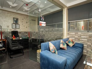 Reception - ZELLAKA hôtel & café (Khouribga)