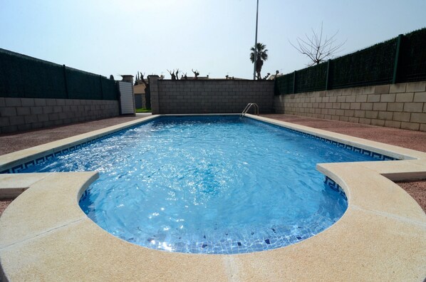 Hus | Basseng | Utendørsbasseng