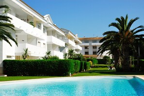 Apartamento | Piscina | Piscina externa