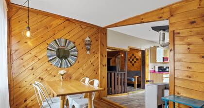 Tree House on Conesus | Lakeview | FLX | Rustic