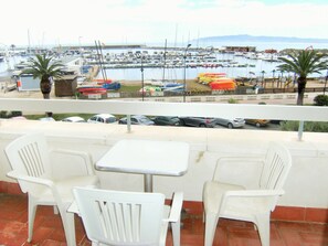 Căn hộ | Khu ẩm thực ngoài trời