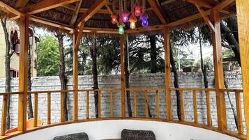 Villa, 5 Bedrooms, Accessible, Balcony | Property grounds