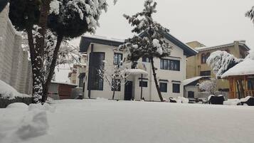 Villa, 5 Bedrooms, Accessible, Balcony | Exterior